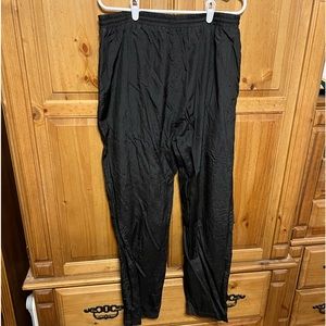 Lady Lavon lined wind pants size 2X ! These are black with white lining !